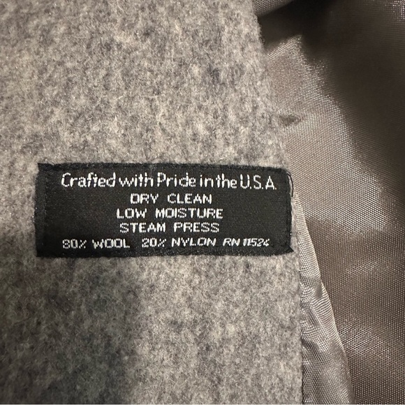 VINTAGE ALORNA Women’s Long Wool blend Coat Large Petite. - Picture 6 of 9